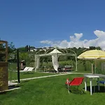 Art Gallery 4*